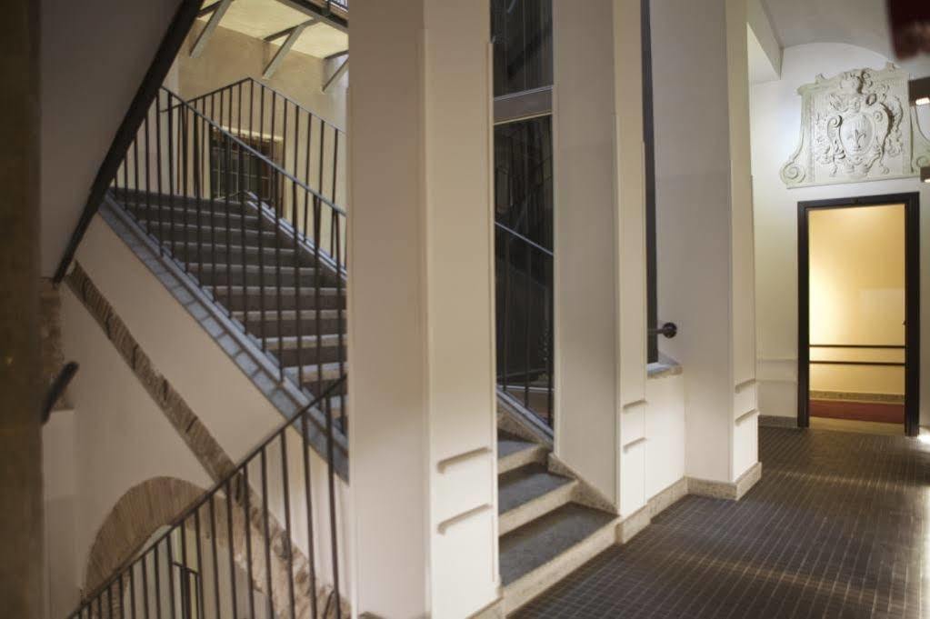 Navona Palace Luxury Inn Рим Интерьер фото
